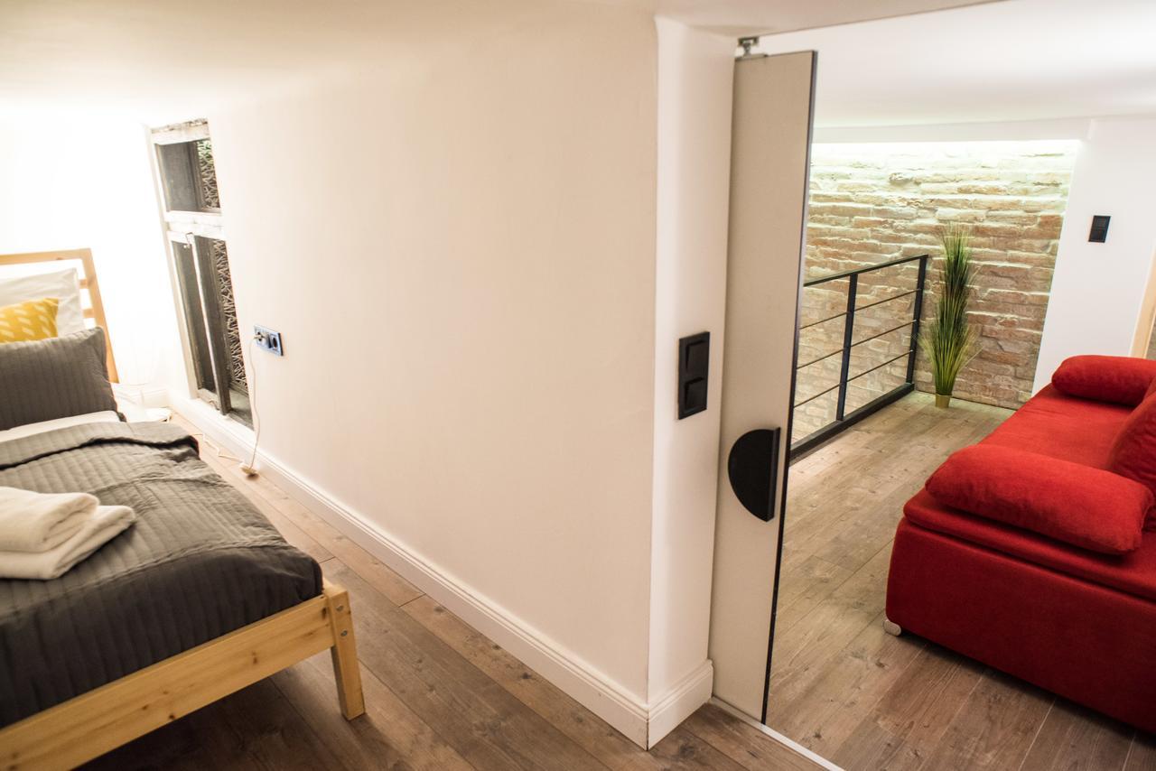 Very Stylish And Fresh Studio Home In The Center Budapest Bagian luar foto